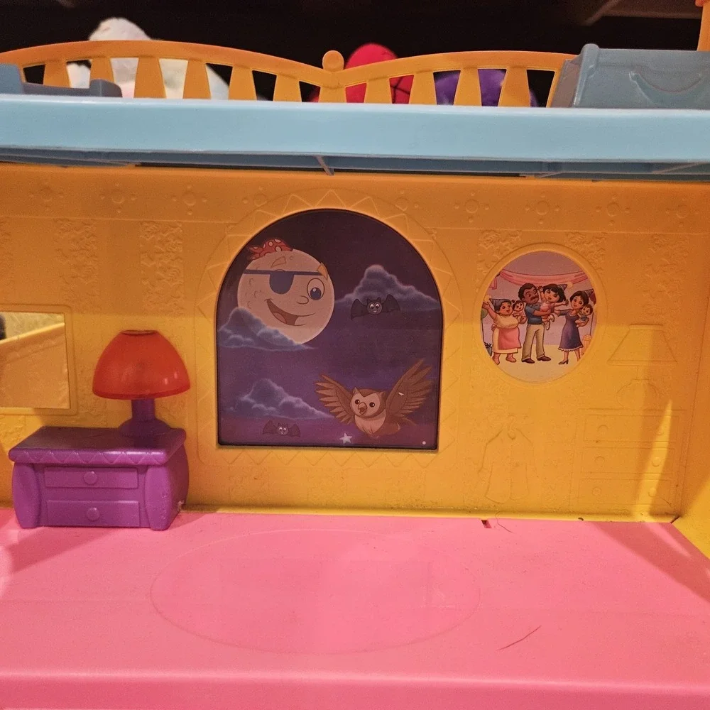Dora‎ The Explorer Window Surprise House Playset Mattel 2009 Diego Furniture